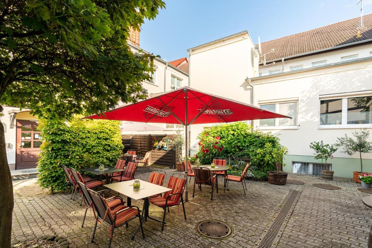 Hotel & Restaurant Stadt Genthin Extérieur photo