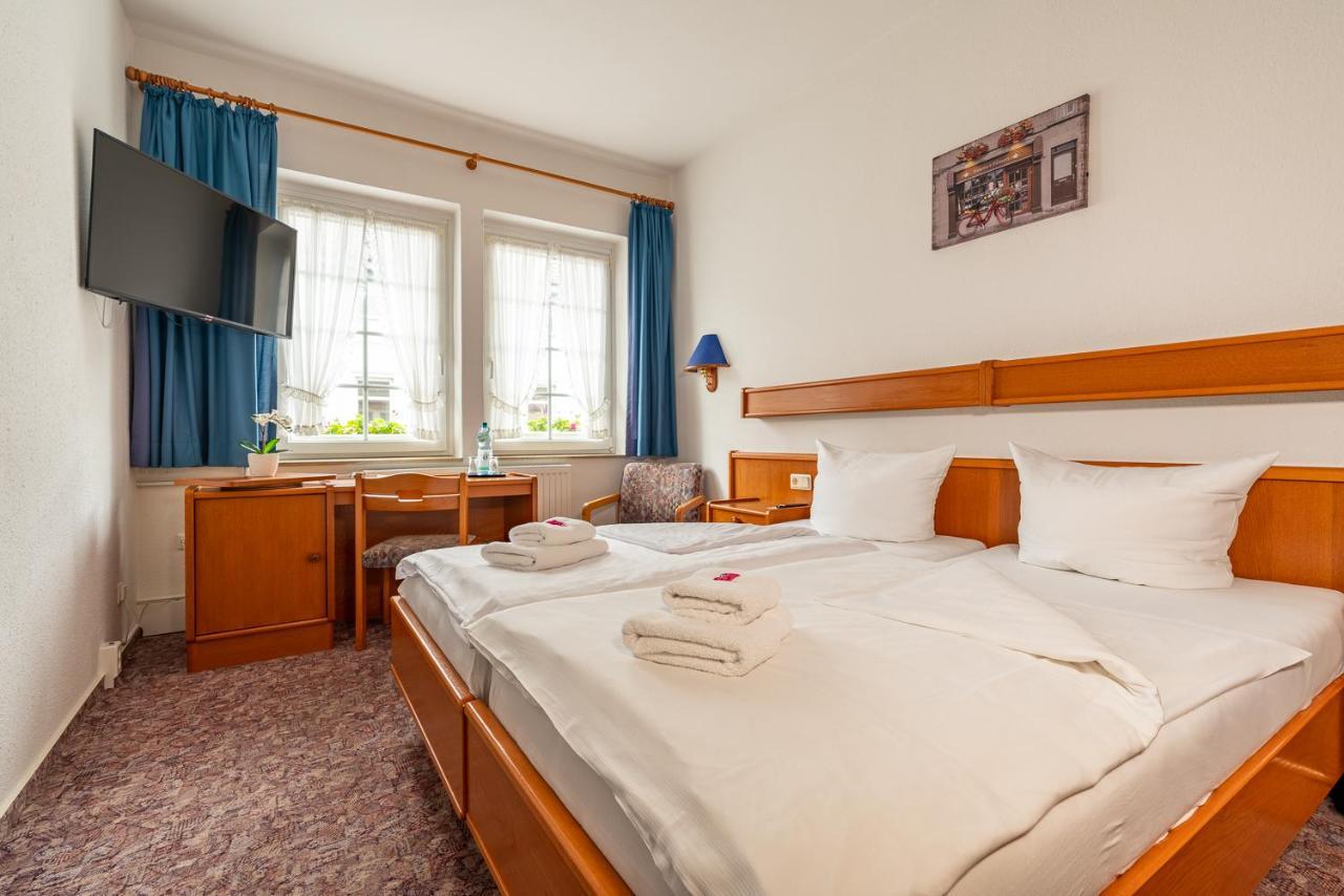 Hotel & Restaurant Stadt Genthin Extérieur photo
