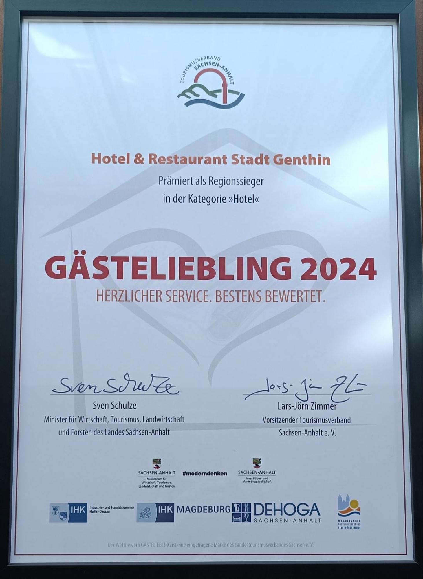 Hotel & Restaurant Stadt Genthin Extérieur photo